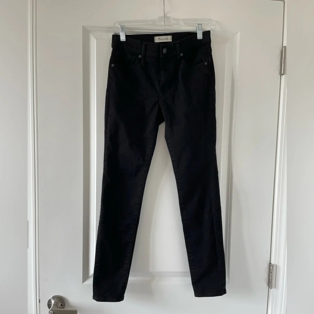 Madewell Black 8” Skinny Jeans Size 27